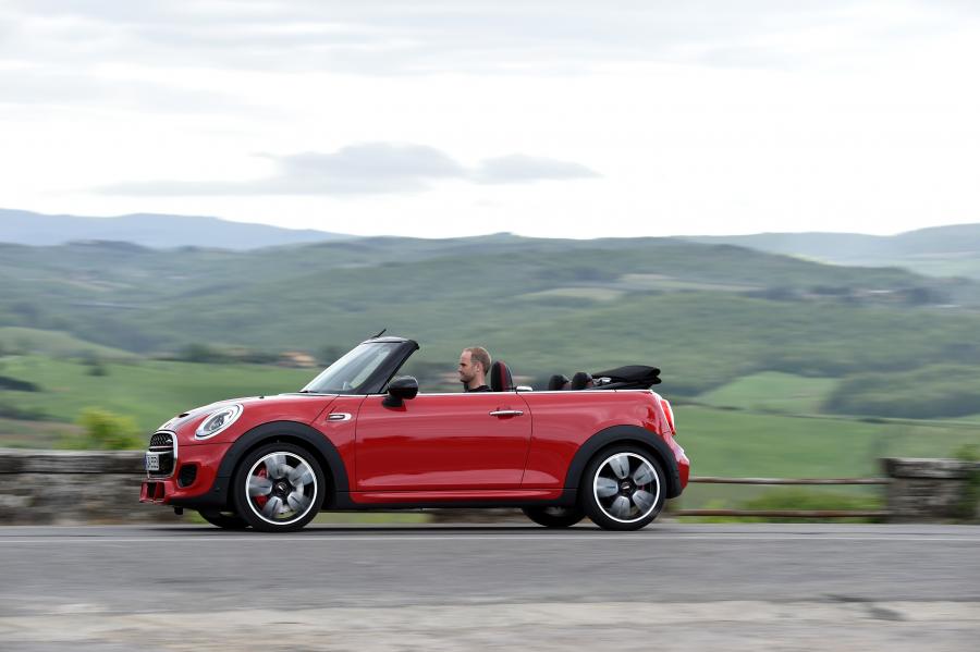  Mini Cooper S JCW Cabrio 2016 года  (фото 39 из 104)